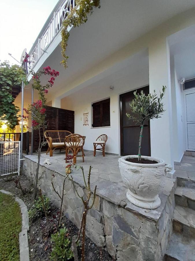 Olympian Chalet Paralía Екстериор снимка